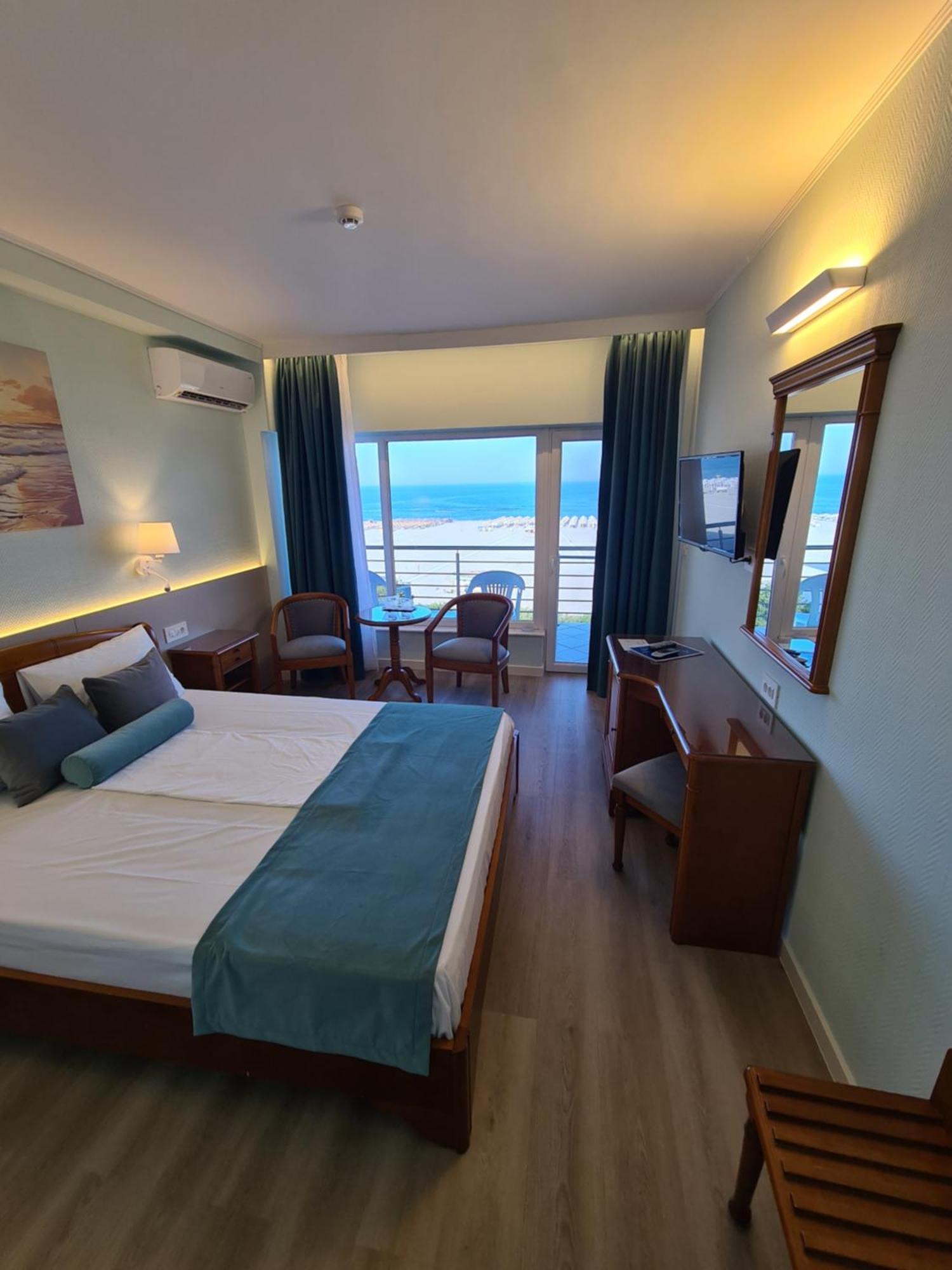 Hotel Comandor Mamaia Bagian luar foto