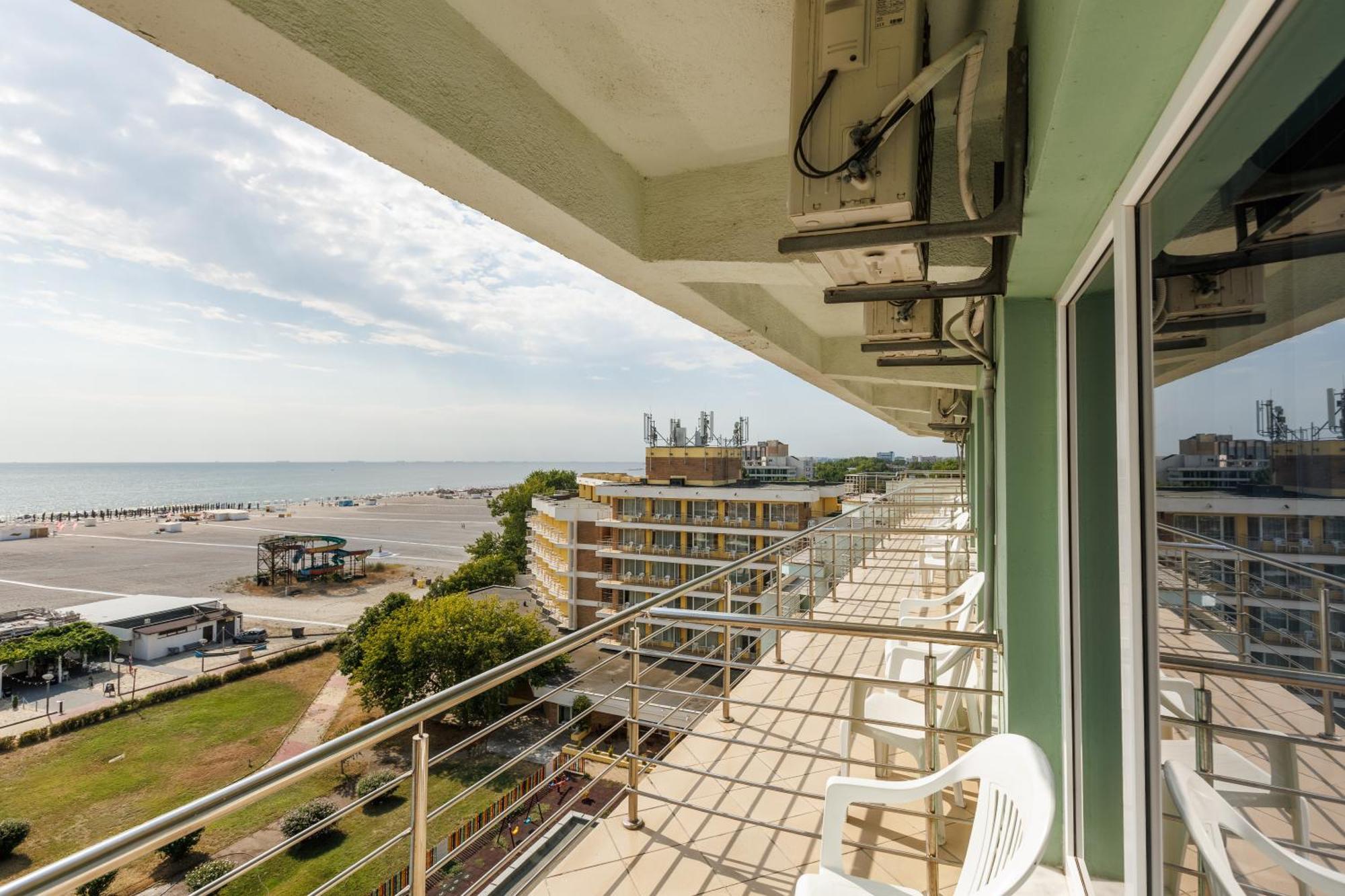 Hotel Comandor Mamaia Bagian luar foto
