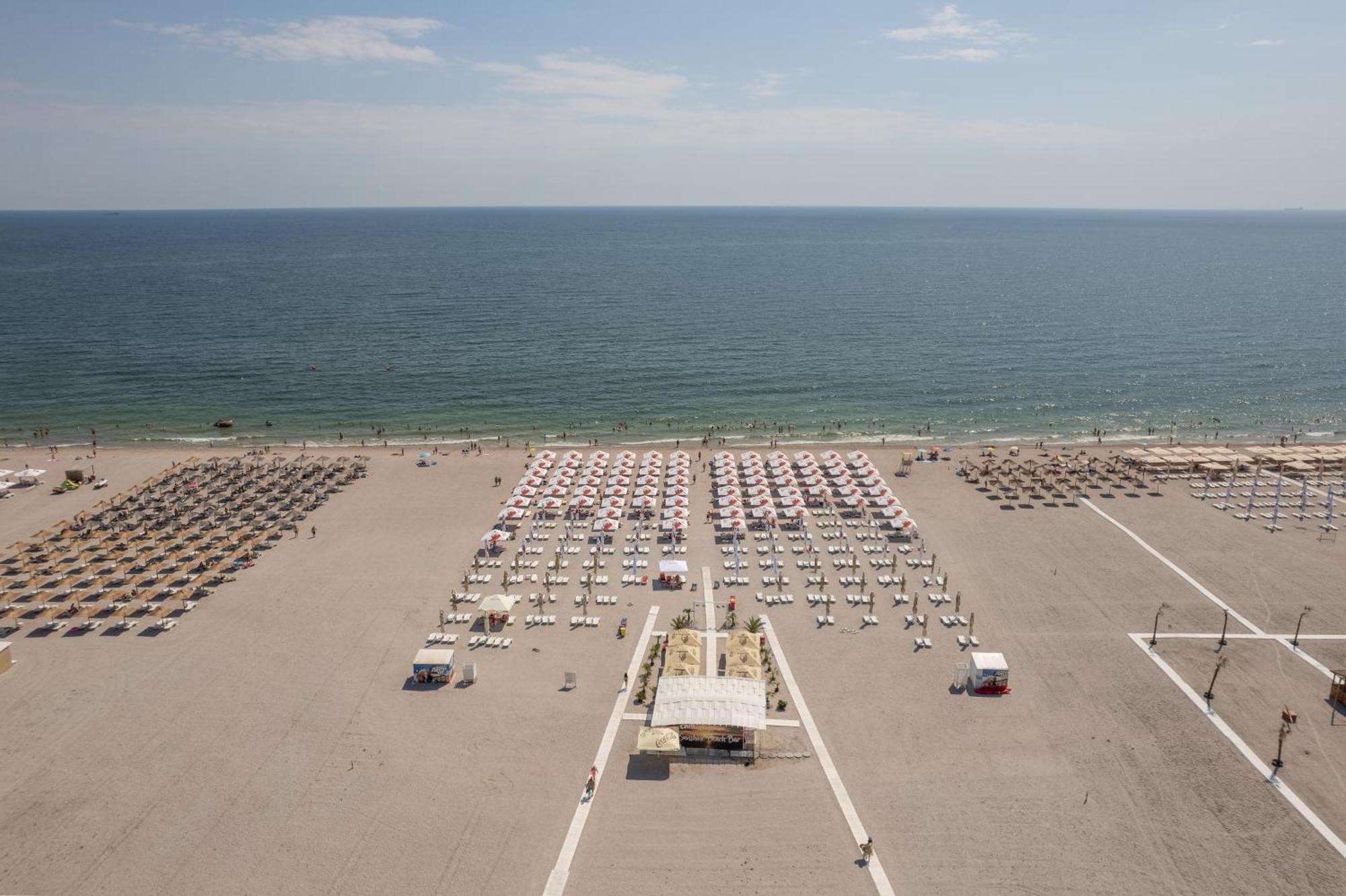 Hotel Comandor Mamaia Bagian luar foto