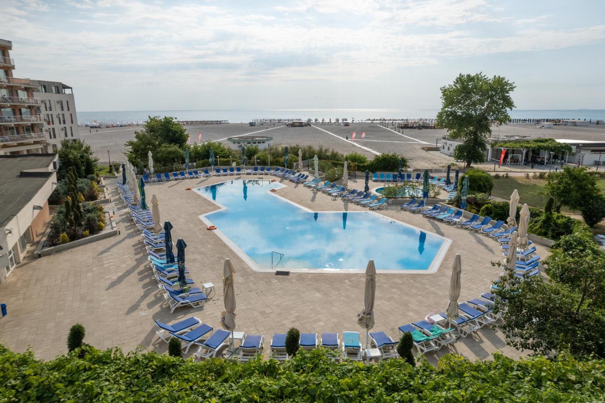 Hotel Comandor Mamaia Bagian luar foto