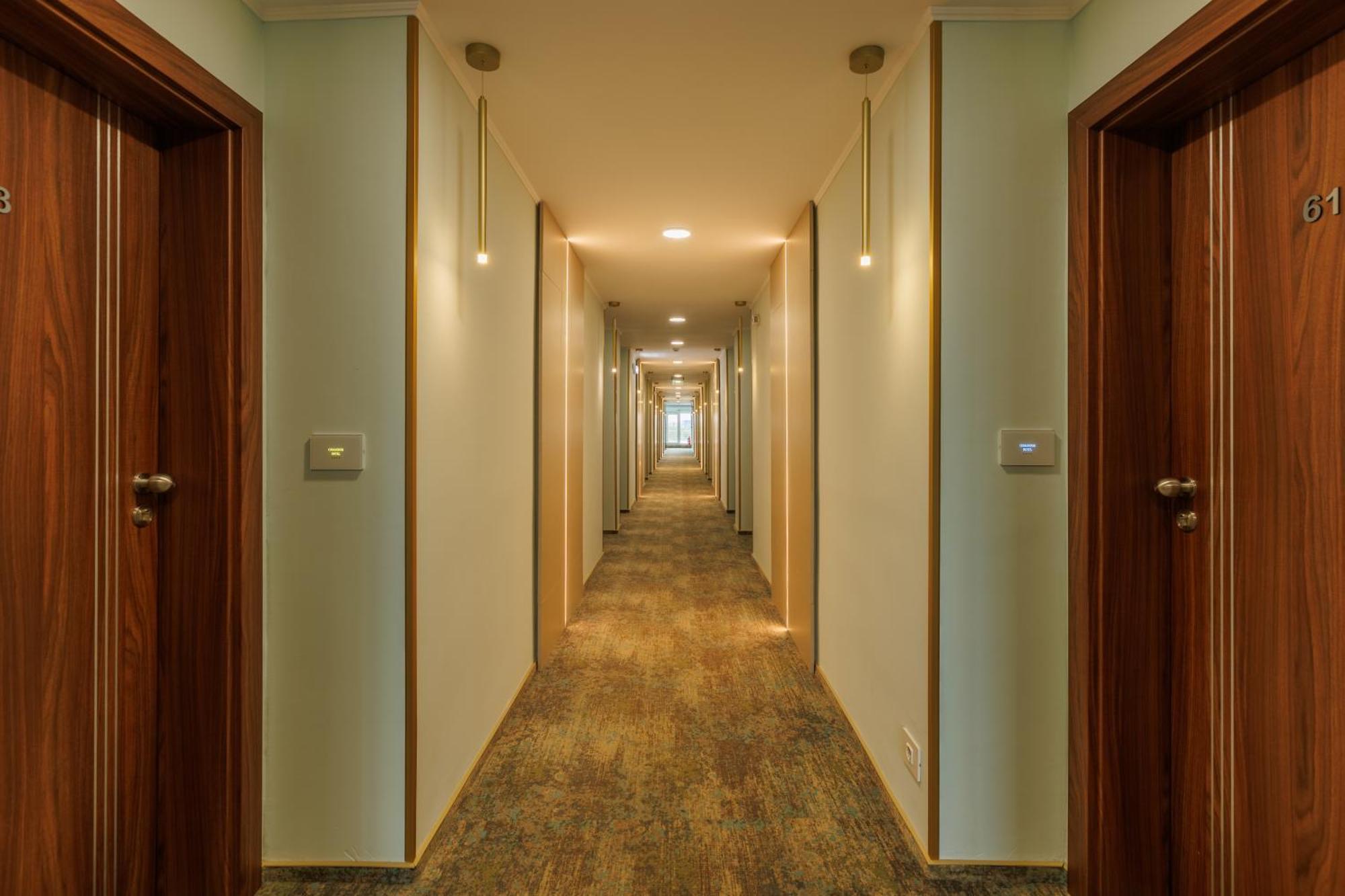 Hotel Comandor Mamaia Bagian luar foto