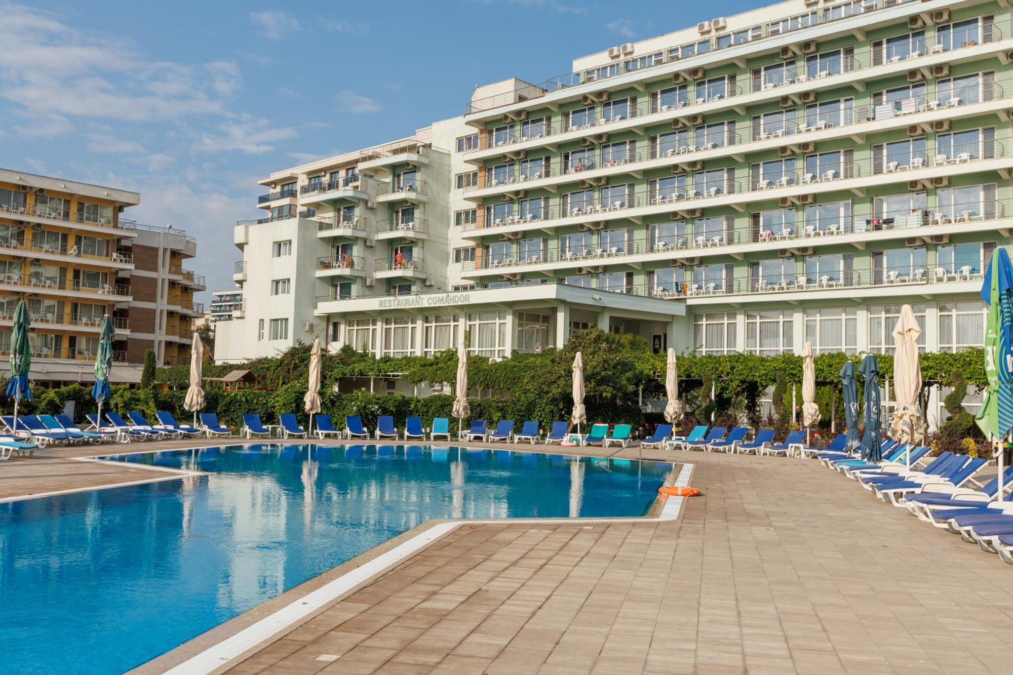 Hotel Comandor Mamaia Bagian luar foto