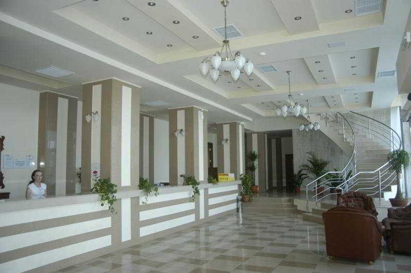 Hotel Comandor Mamaia Bagian luar foto
